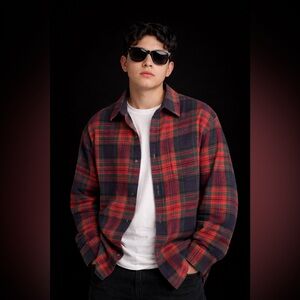 Vintage American Eagle Outfitters Red, Green and Navy Plaid Flannel Shirt